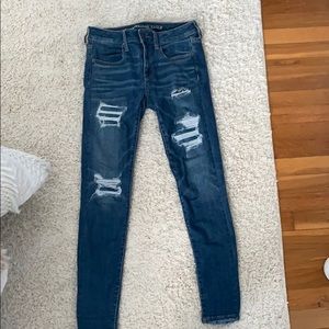 American eagle super super stretch ripped jeans